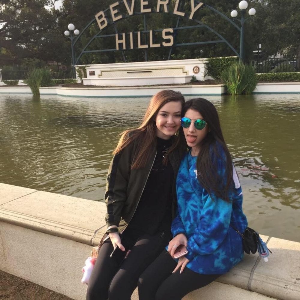 Meet your Posher, Ansley