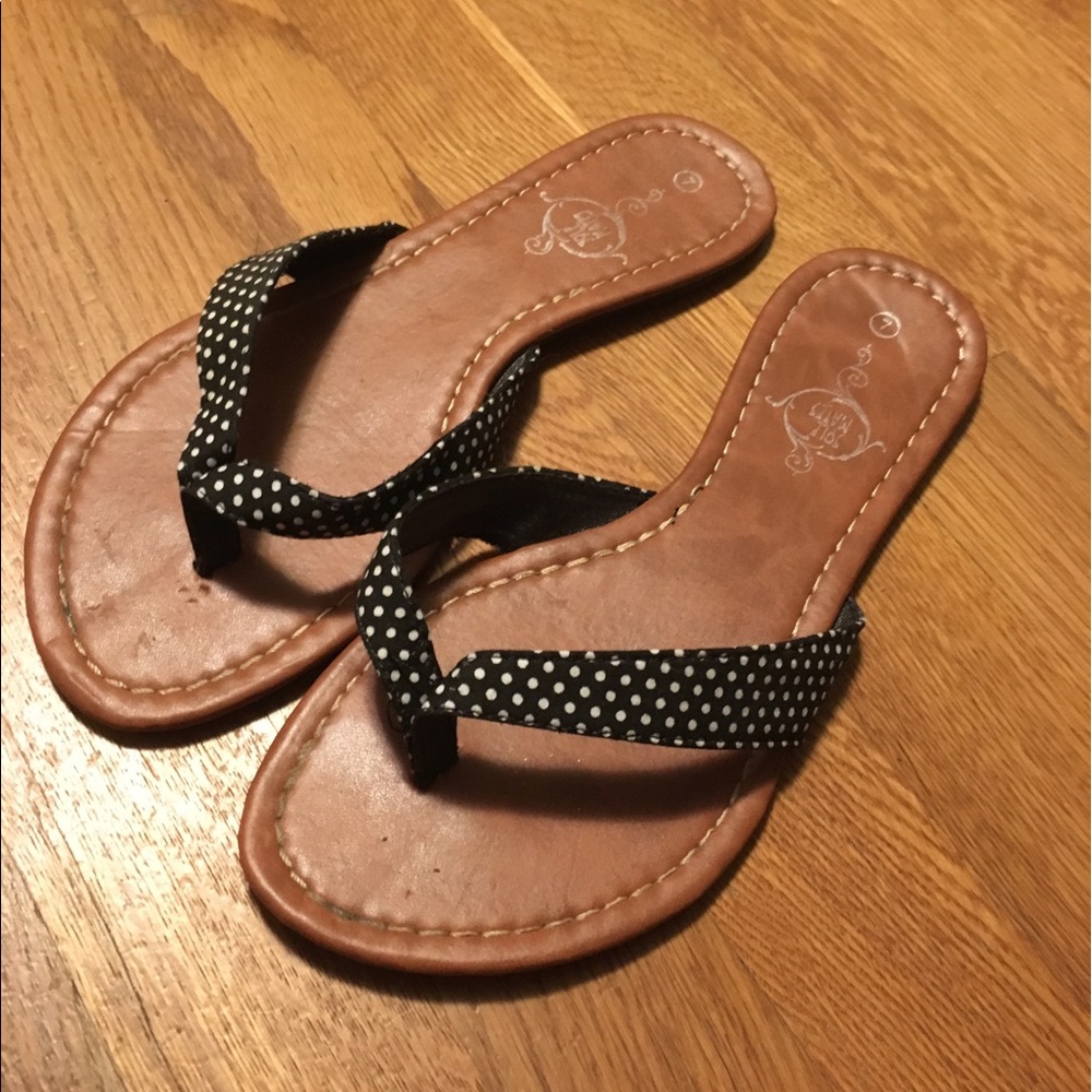 CUTE! Polka dot sandals! Size 7. Like new!