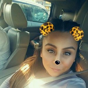 Meet your Posher, Sandy