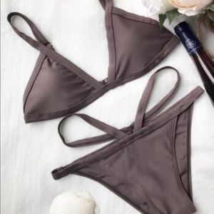 Taupe mauve bikini