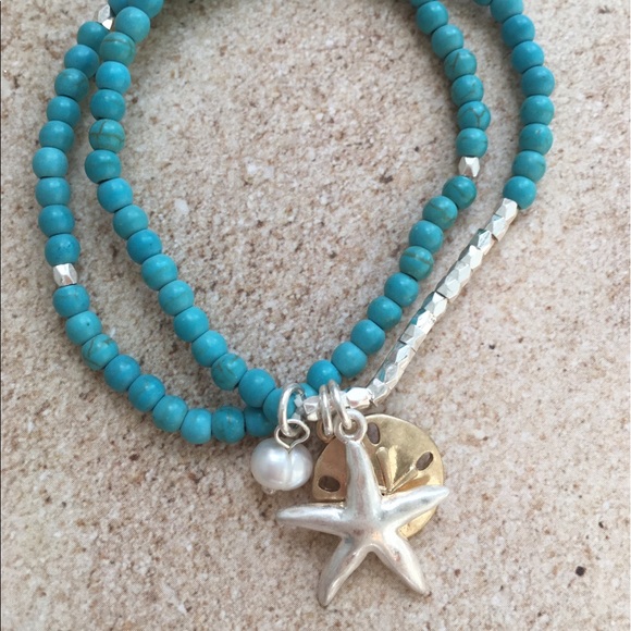 Teal beaded stretch bracelets with charms - Picture 2 of 3