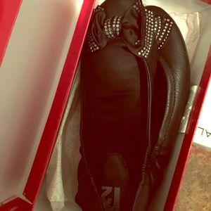 Black Flats with Bow on toe