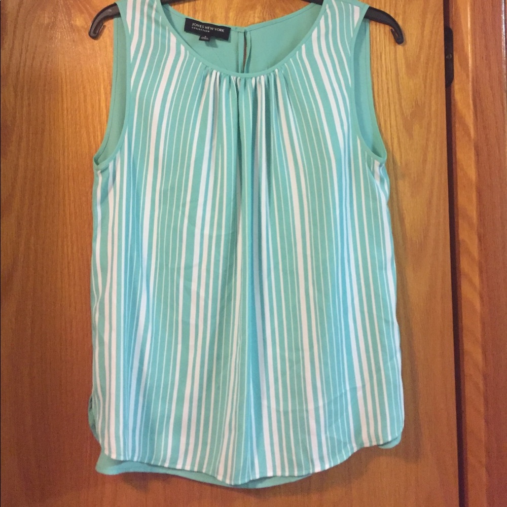 * SOLD* Jones New York top blouse size 8