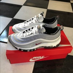 ⚠️SOLD⚠️ Nike Air Max '97 "Silver Bullet"