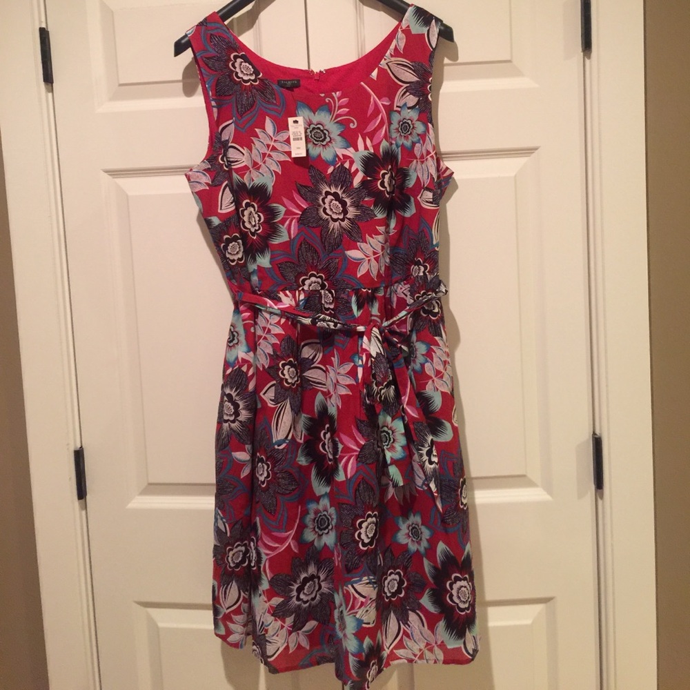 💥FLASH SALE💥Talbots women's dress size 18W NWT!