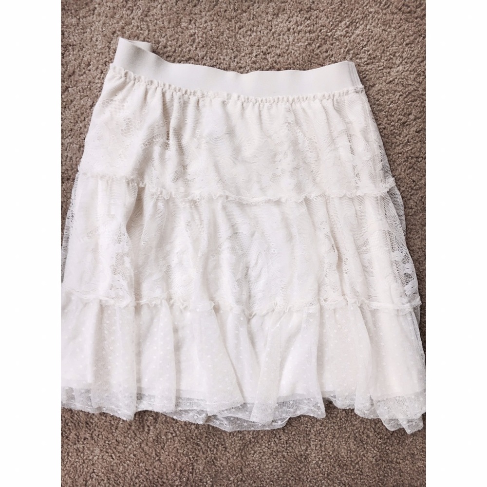 American Eagle Lace Skirt