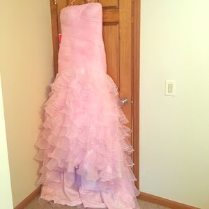 Pink wedding dress 👰