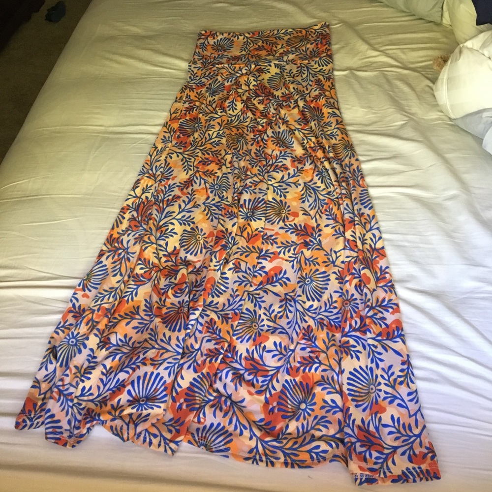 LulaRoe Maxi skirt