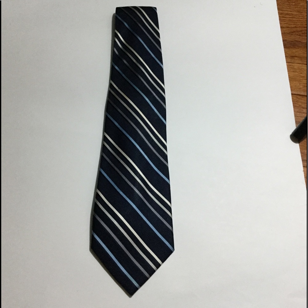 100% Silk Pierre Cardin Tie