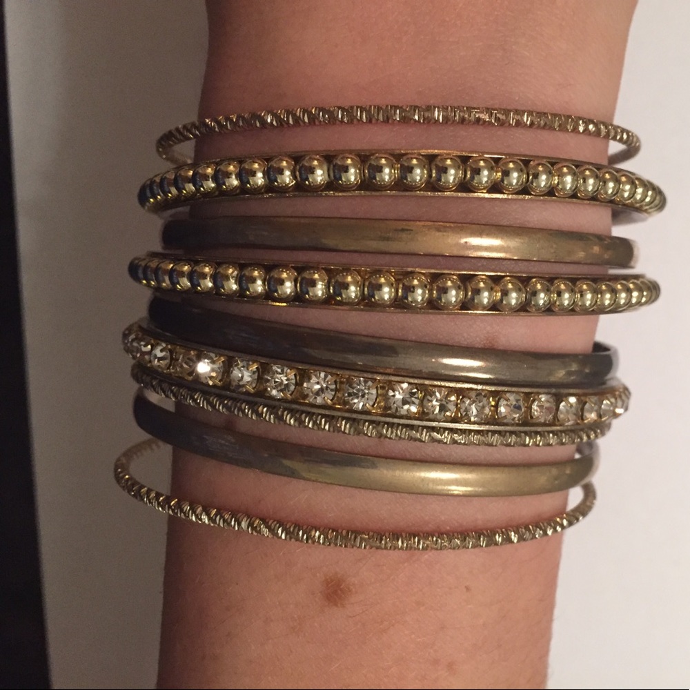 Lightly tarnished gold bangle set