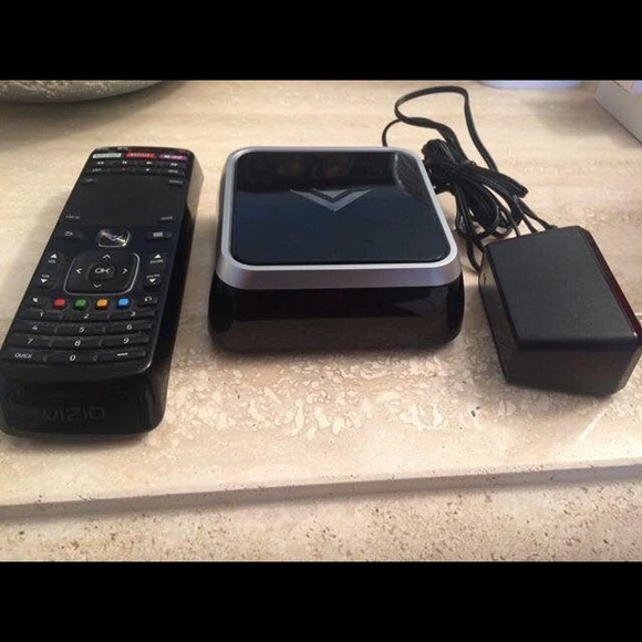 Vizio Co-Star Stream Player - Picture 2 of 4