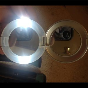 Travel folding mirror