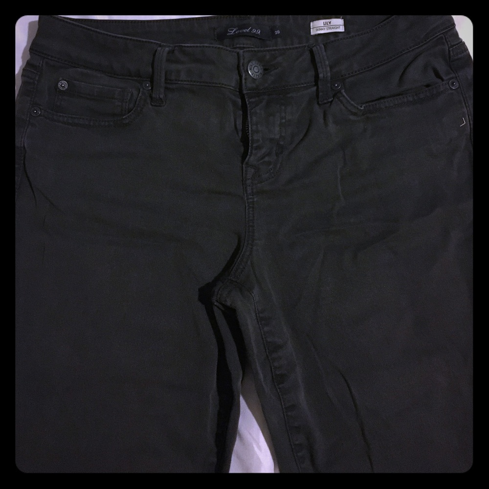 Level 99 Sz 29 Lily Skinny Straight green pants.