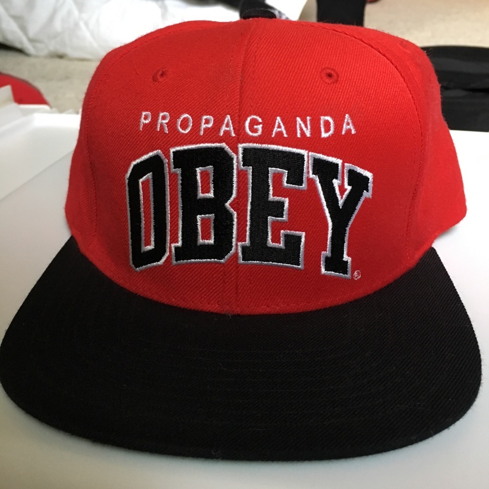 OBEY SnapBack hat 🔥