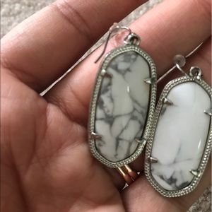 Kendra Scott white howlite Elles *HTF*