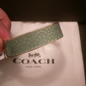Coach Bracelet Signature Bangle Wide Gold/Torq
