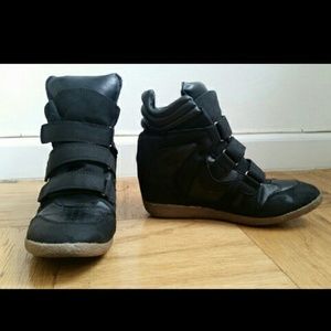 Black wedged heeled sneakers