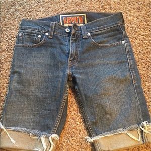 Levi's skinny jean shorts