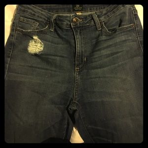 Just Black sz 29 skinny jeans. Great shape !