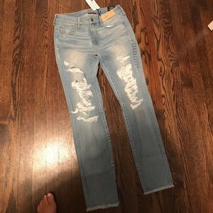 *BRAND NEW* American Eagle Ripped Skinny Jeans