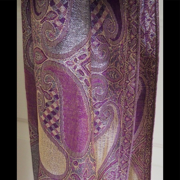 Pashmina purple & silver scarf , NEW - Picture 4 of 4