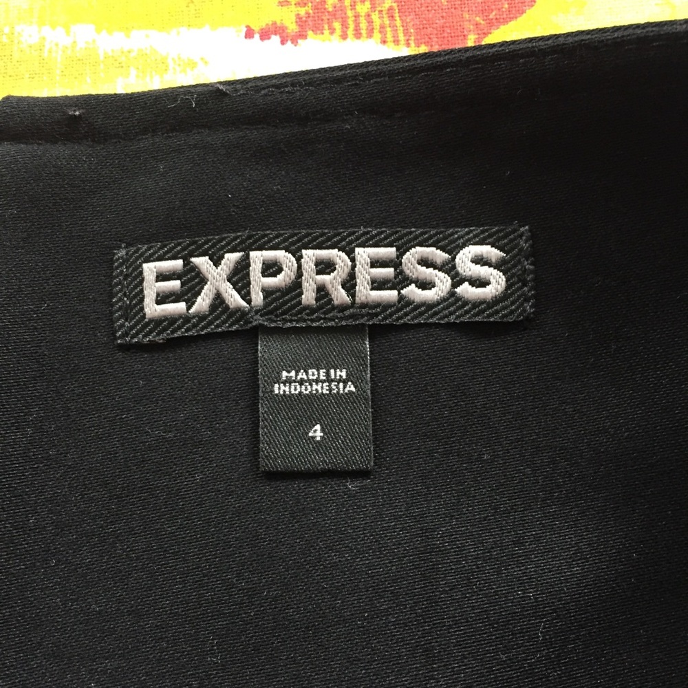 Express black mini skirt. size 4. - Picture 5 of 5