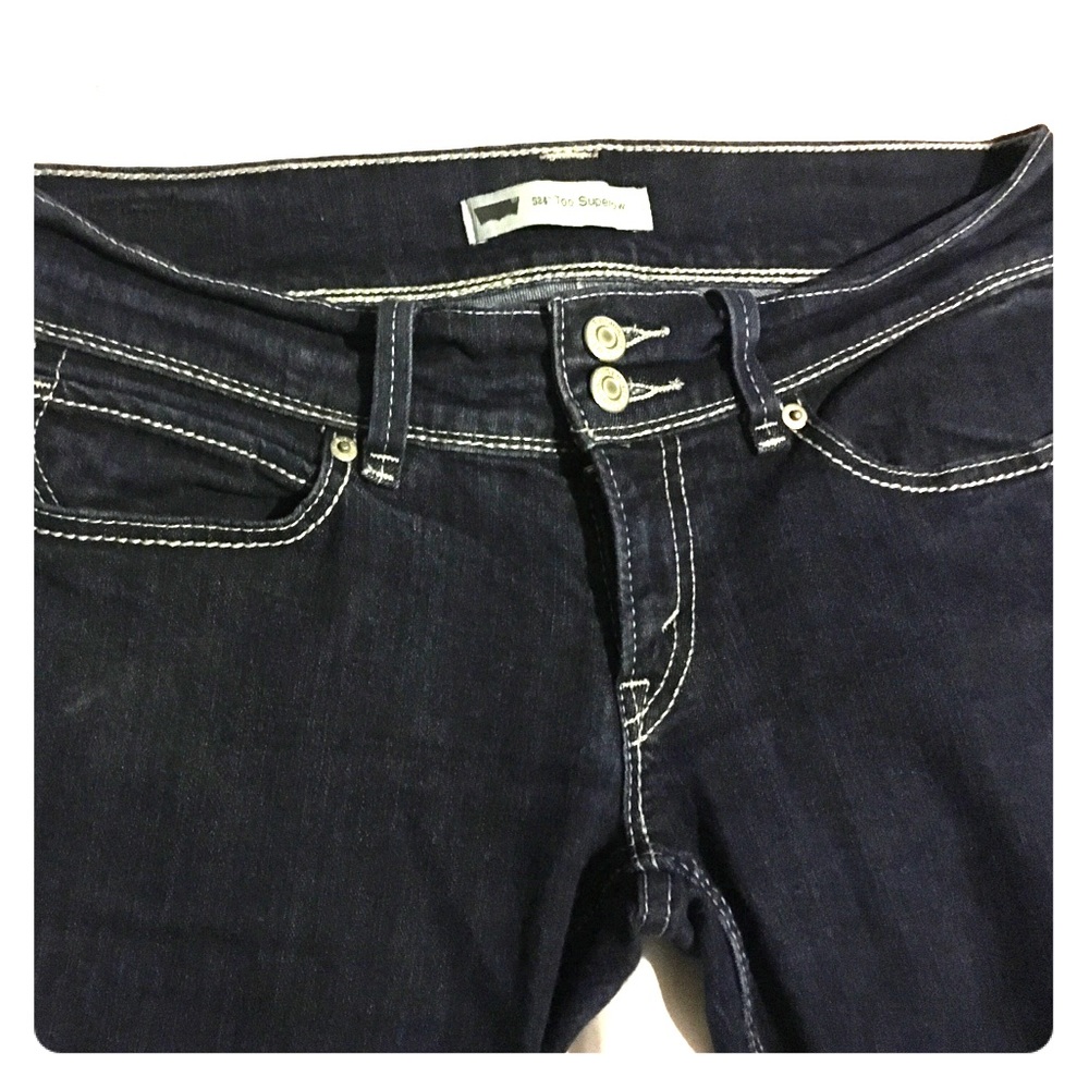 Levi's boot cut super low cute like new jeans.