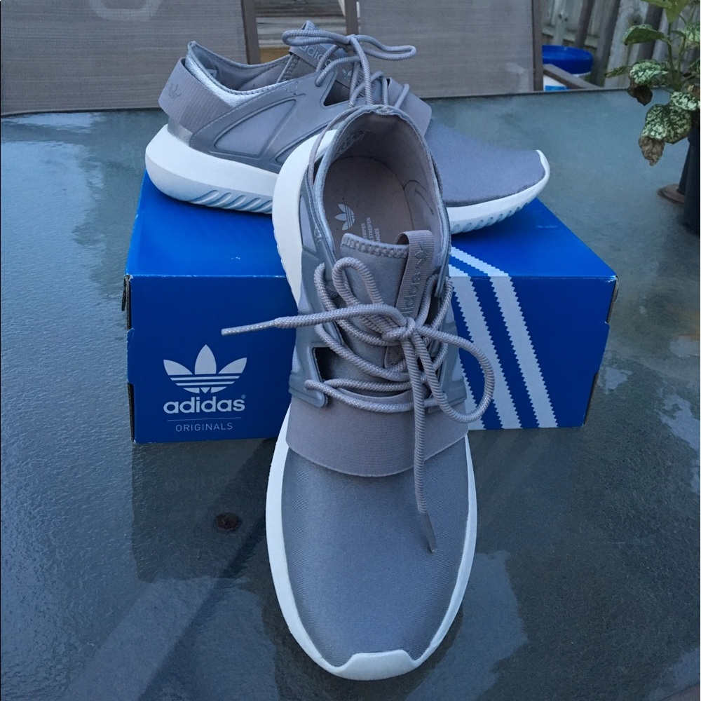 Adidas tubular viral