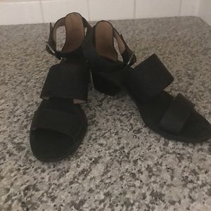 Madewell leather sandal with 1 inch heel