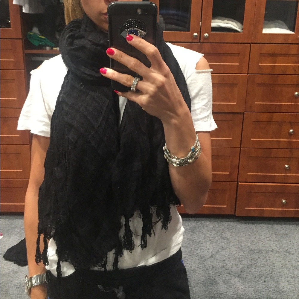 Love Quotes Linen Tassel Scarf / Shawl