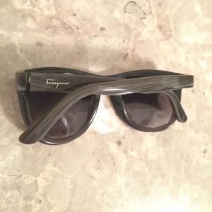 Ferragamo navy/black sunglasses