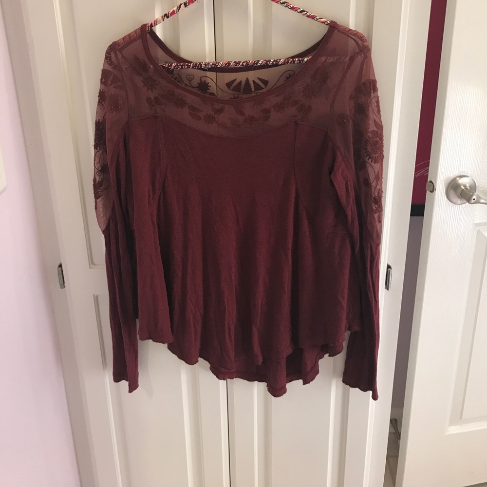 Free People maroon top.
