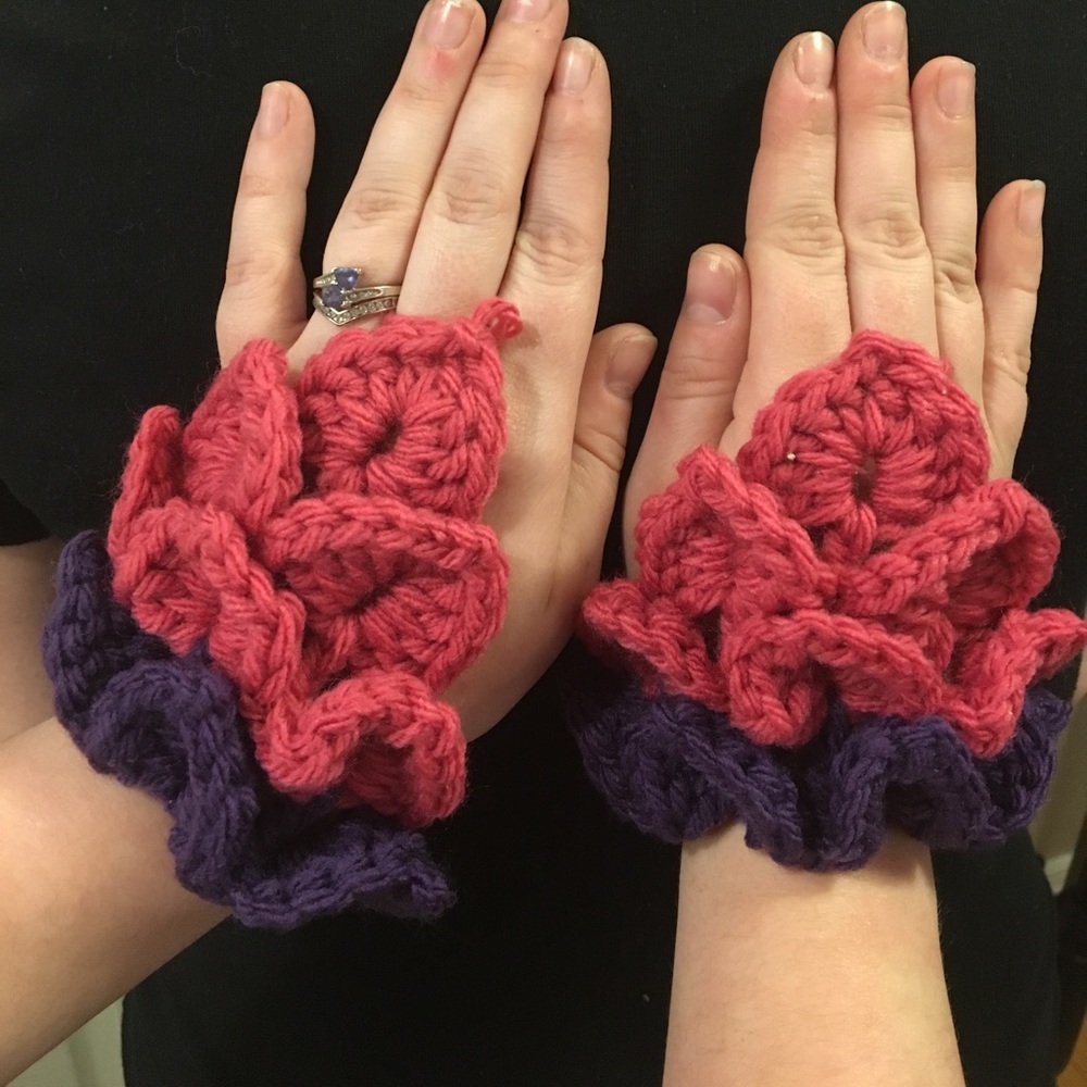 Cosplay slave bracelets / hand warmers