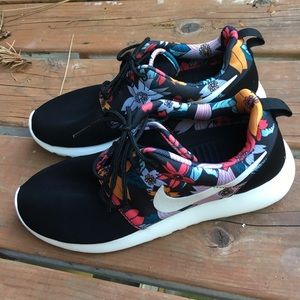 Women's Nike Roshe One Print