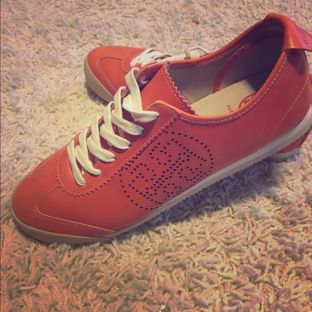Tory Burch Sneakers🛑🛑 SOLD🛑🛑