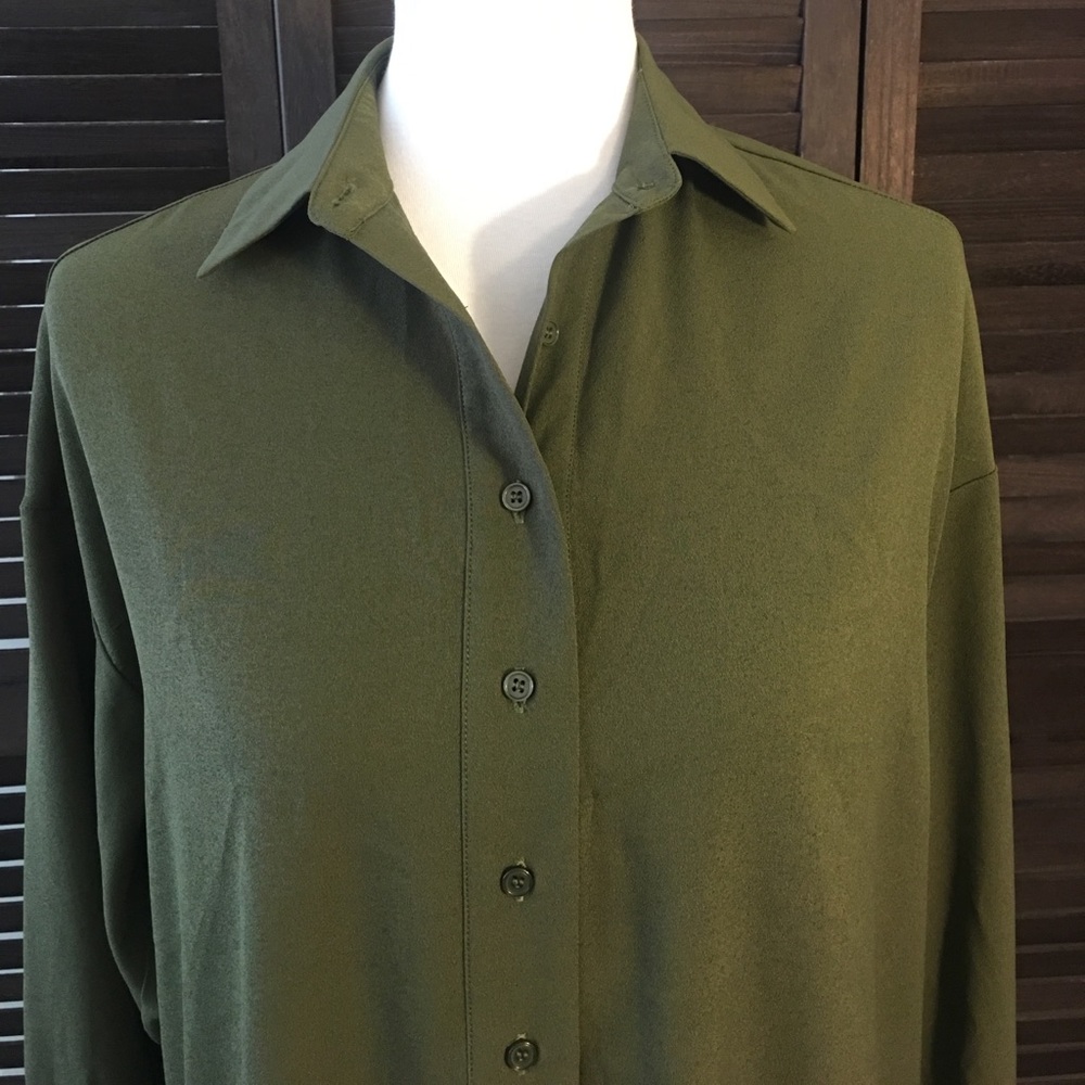 ♥️NEW RO+DE TOPS SIZE: XSMALL - Picture 2 of 7