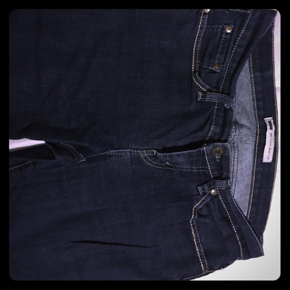 Levi's Straight curvy boot cut jeans. Mint cond !