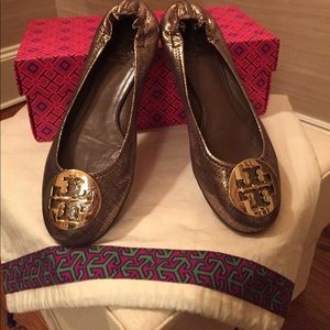 Authentic Tory Burch classic metallic flats