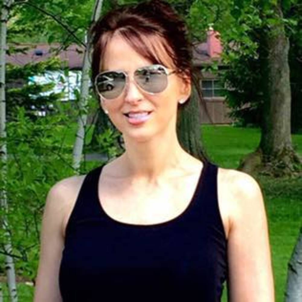 Meet your Posher, Julie