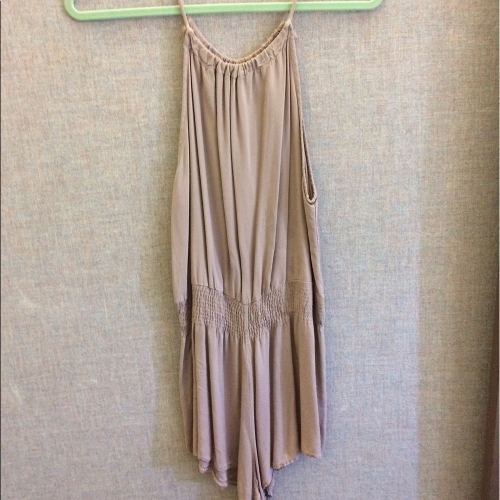 Beige romper