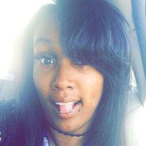 Meet your Posher, Monae