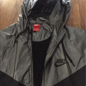Nike Windrunner Metallic Jacket