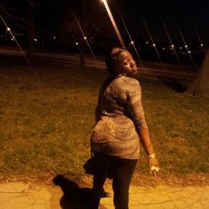 Meet your Posher, Monique