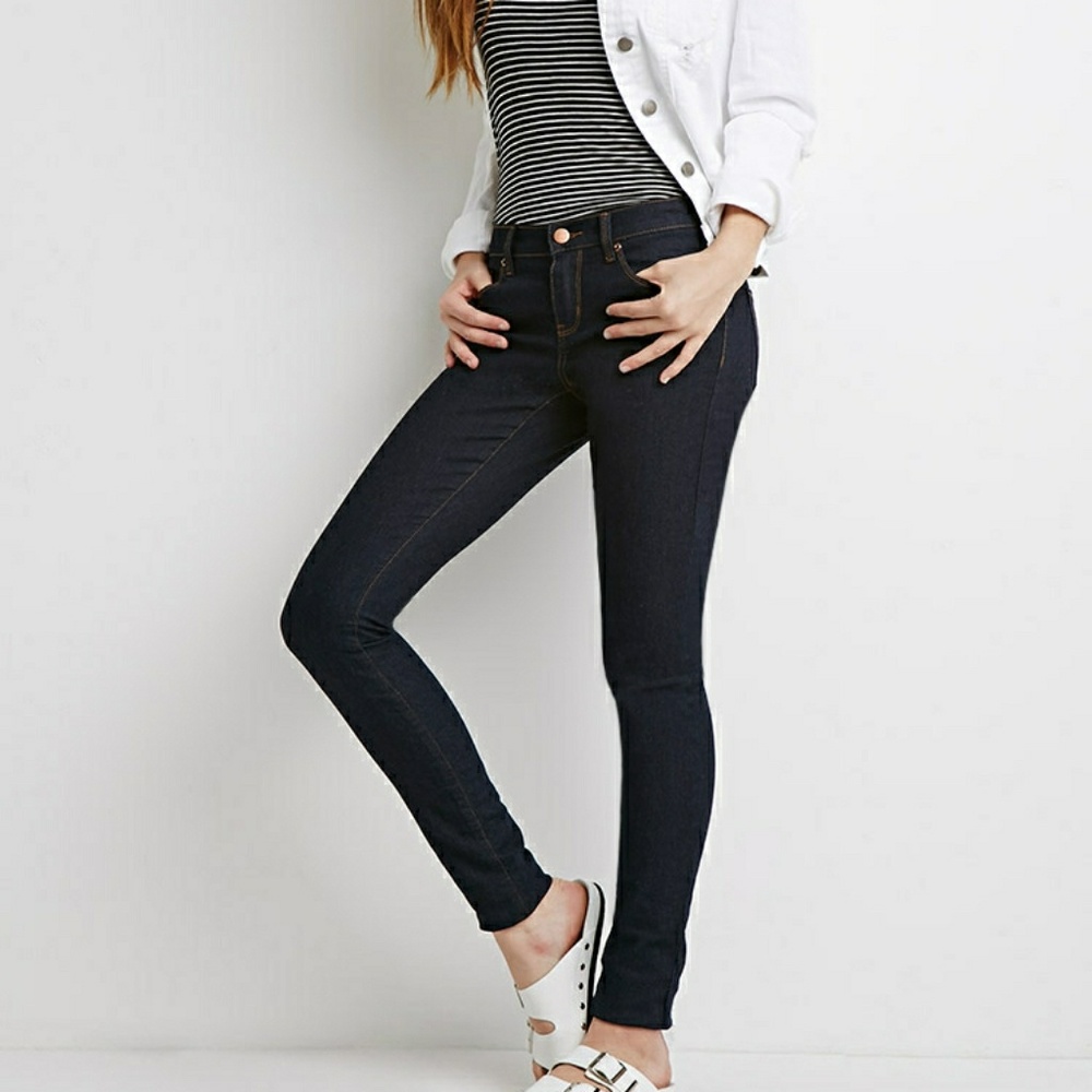 Forever21 dark blue skinny jeans