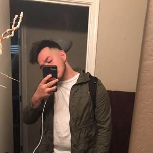 Meet your Posher, Lino