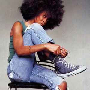 Meet your Posher, Ari