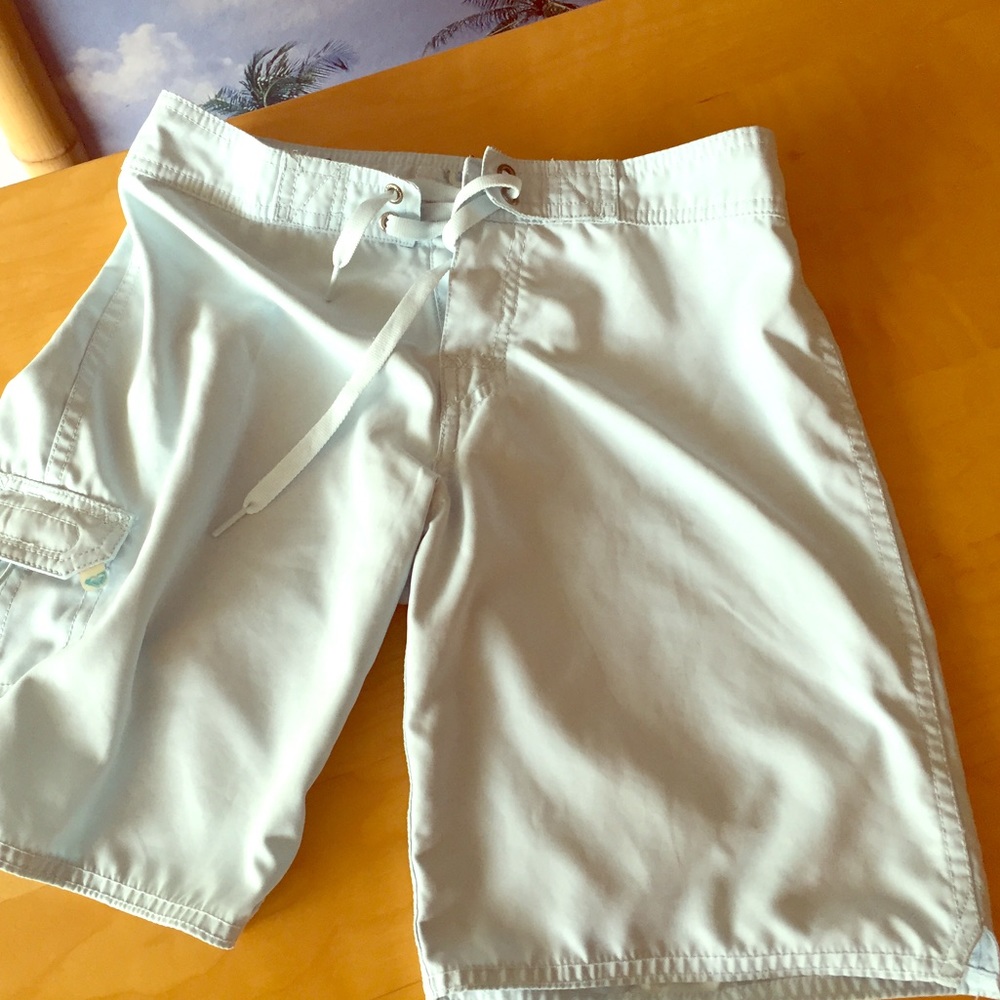 🛍Super cute🛍Roxy light blue board shorts size 0