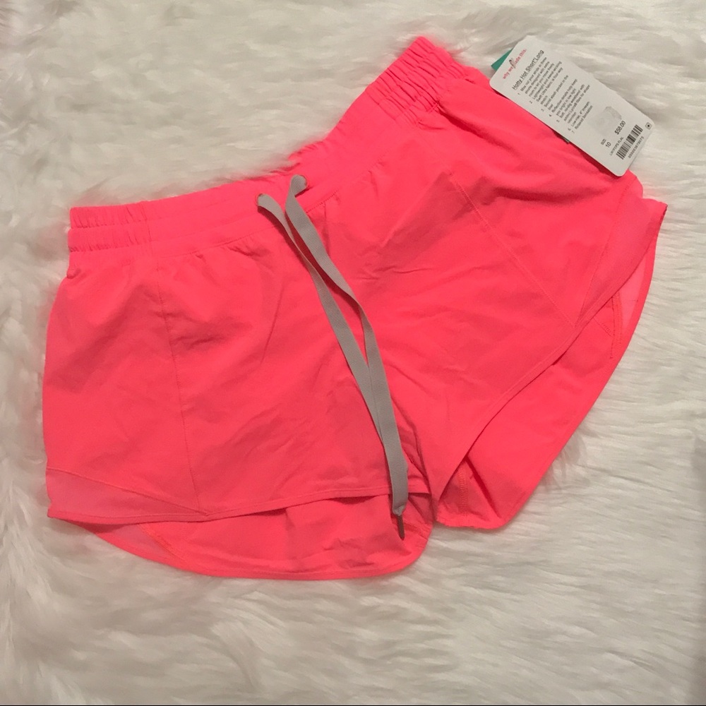 Lululemon Hotty hot shorts