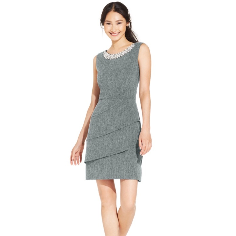 NWOT Connected Petite lt grey dress w pearl neck - Picture 2 of 8