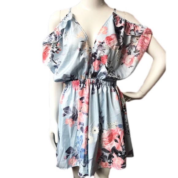 🆕 JESSIE Floral Flirty Romper - Picture 6 of 8